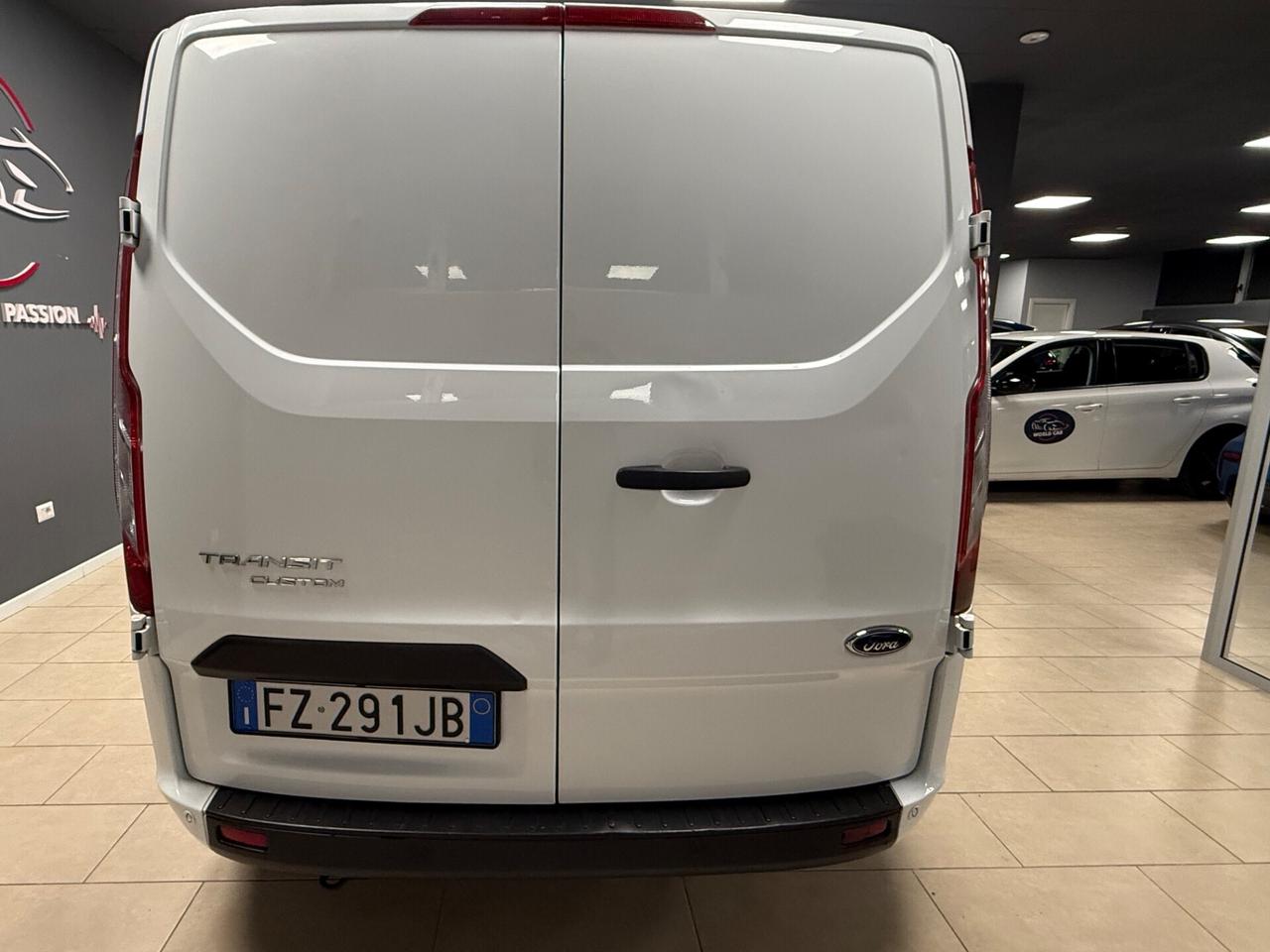 Ford Transit Custom 300 2.0 TDCi 130 PC Furgone Trend