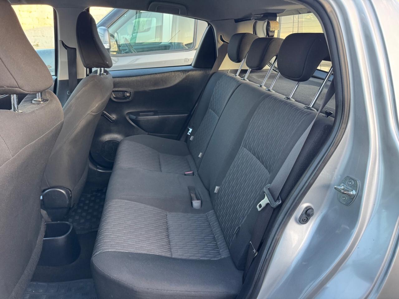 Toyota Yaris 1.4 D-4D 5 porte “NAVI”