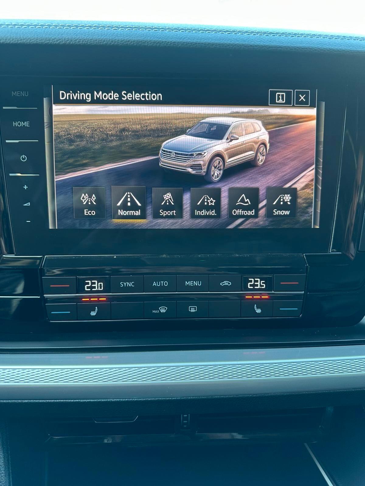 Volkswagen Touareg 3.0 V6 TDI SCR TETTO APRIBILE INTERNI IN PELLE CERCHI DA 20"