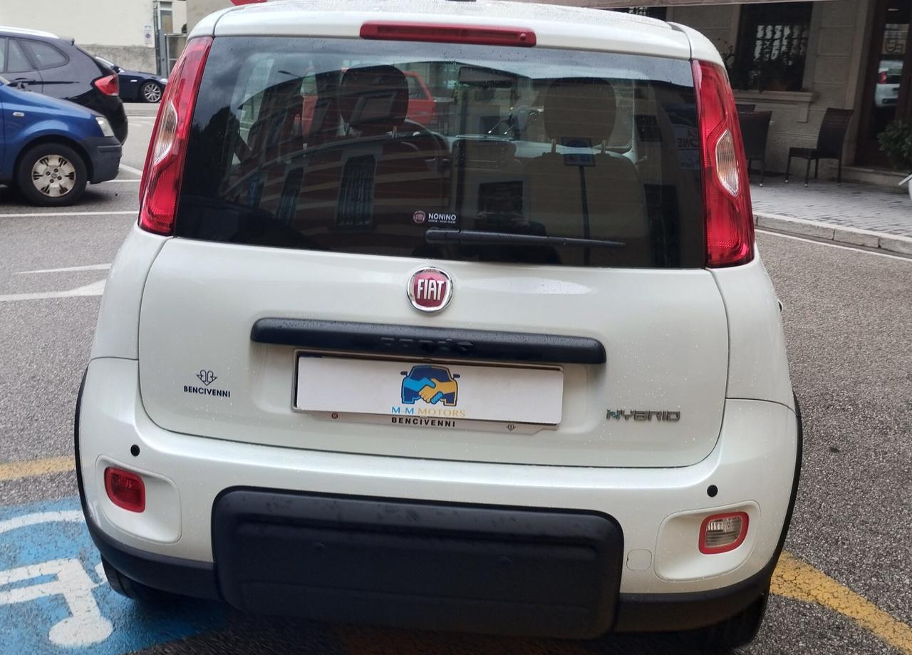 Fiat Panda 1.0 FireFly S&S Hybrid NEOPATENTATI