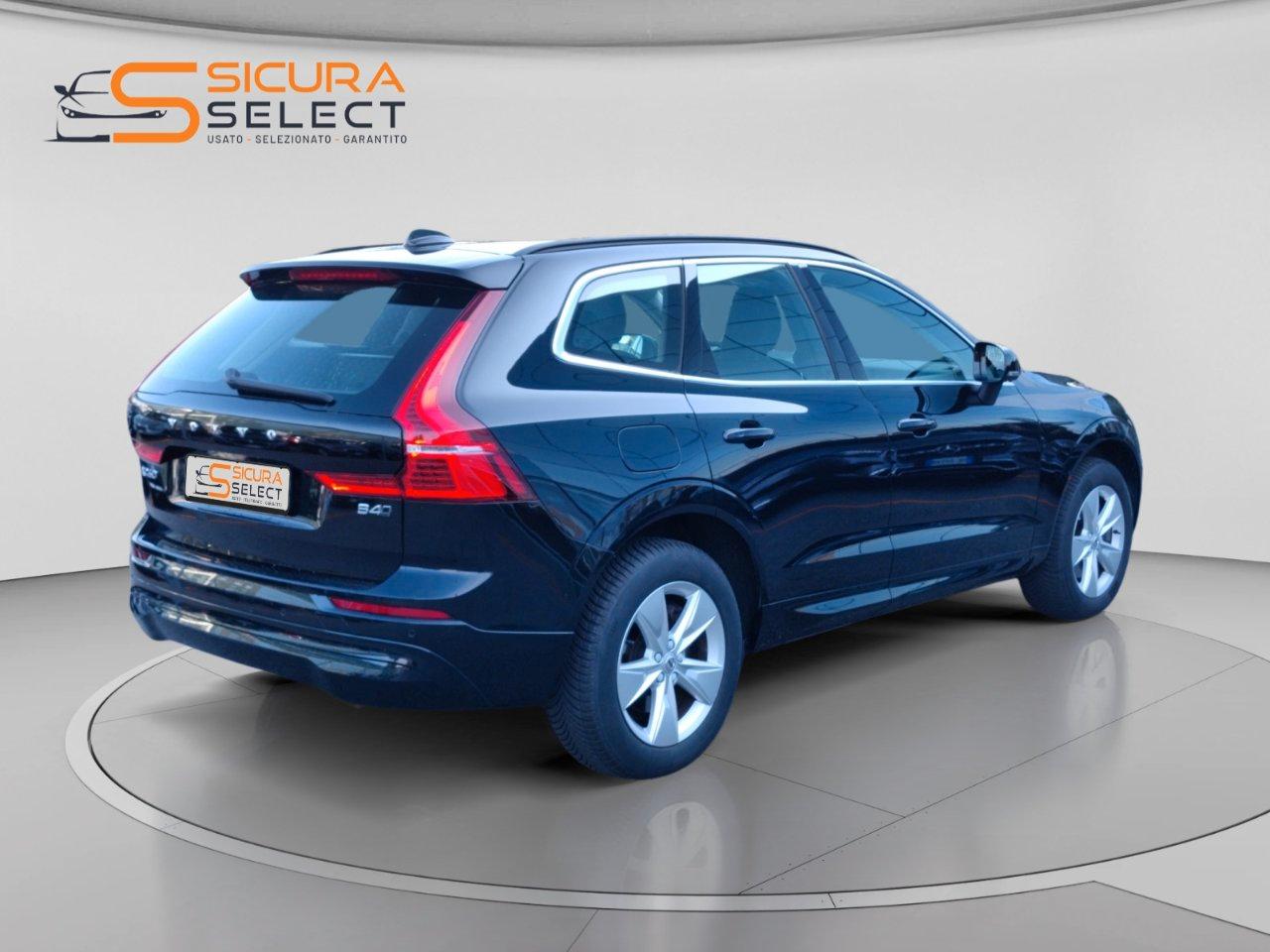 Volvo XC60 2.0 b4 Core awd auto