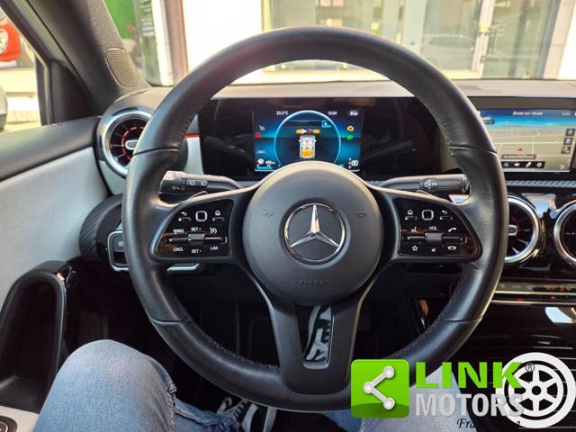 MERCEDES-BENZ A 180 d Automatic Business Extra NEOPATENTATI GARANZIA