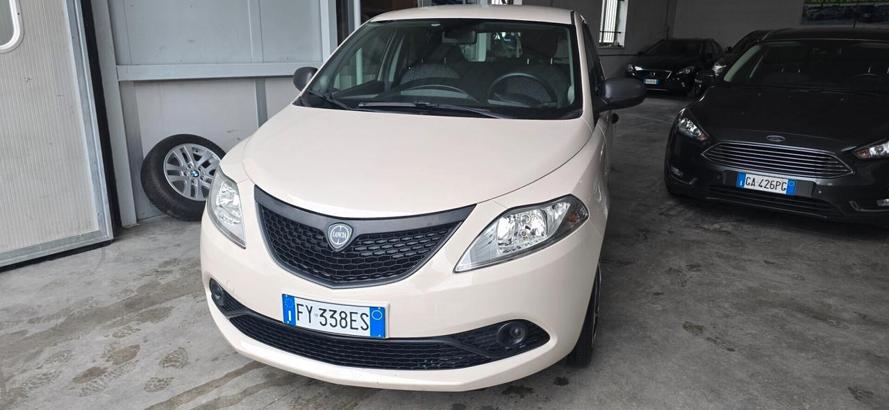 Lancia Ypsilon 1.2 69 CV 5 porte anno 2020 occasione