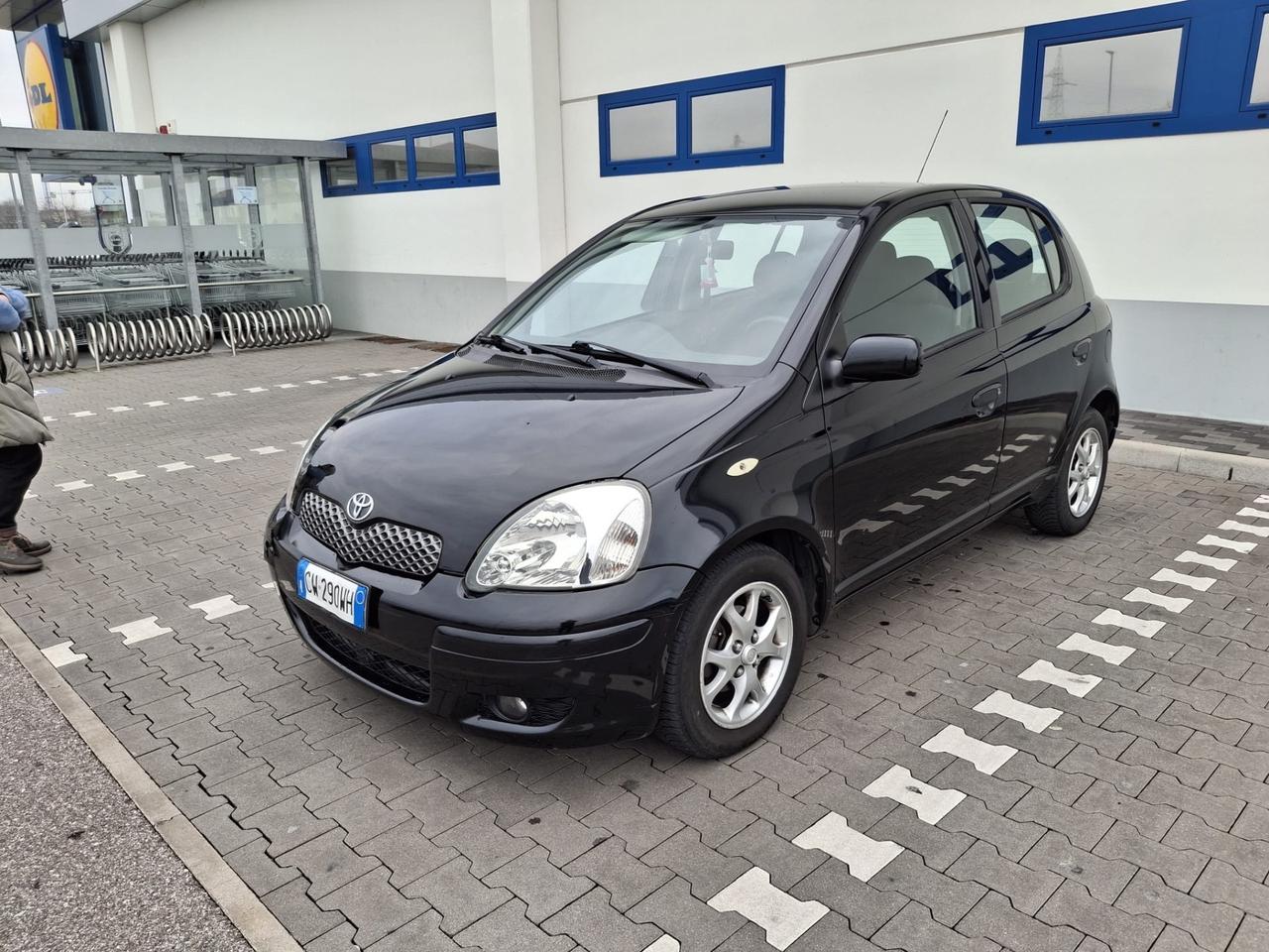 Toyota Yaris 1.3i Benzina/CAMBIO AUTOMATICO