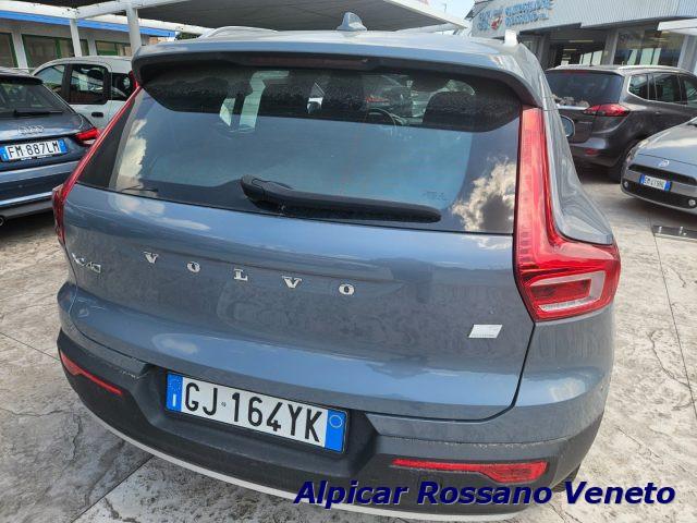 VOLVO XC40 automatico Business PLAGHIN