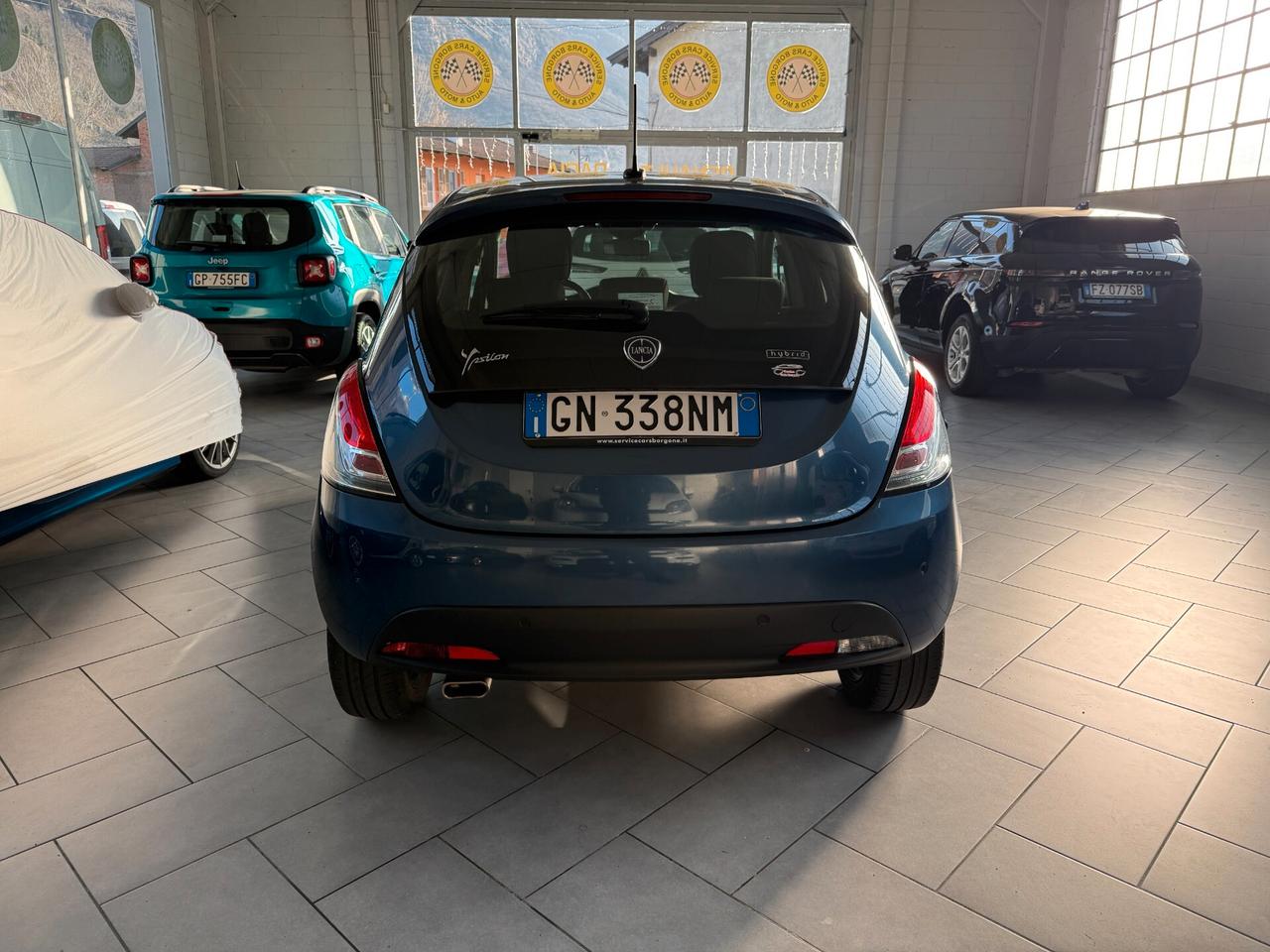 Lancia Ypsilon 1.0 FireFly 5 porte S&S Hybrid Gold