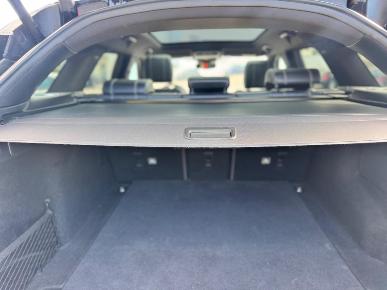 Land Rover Range Velar 3.0D V6 300 CV R-Dynamic SE