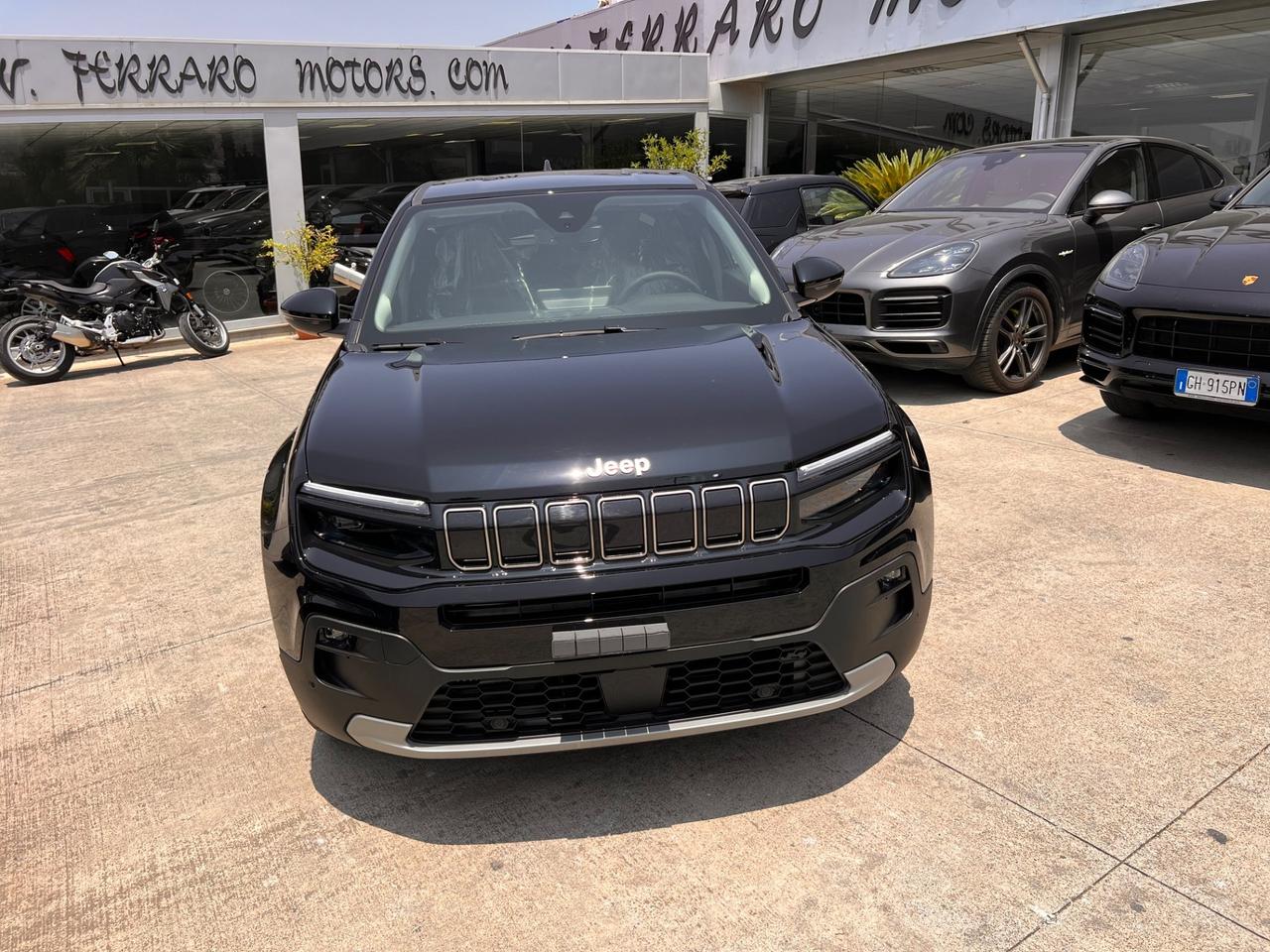 Jeep Avenger 1.2 Turbo 100 CV MHEV Summit a 279 al mese