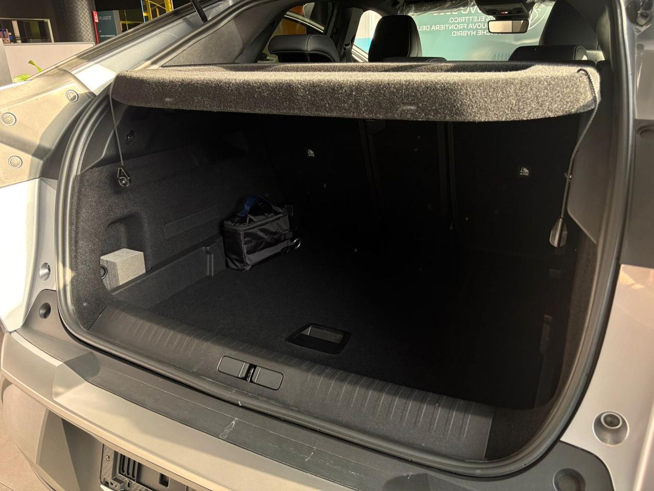 Peugeot 3008 Hybrid 145 e-DCS6 Allure