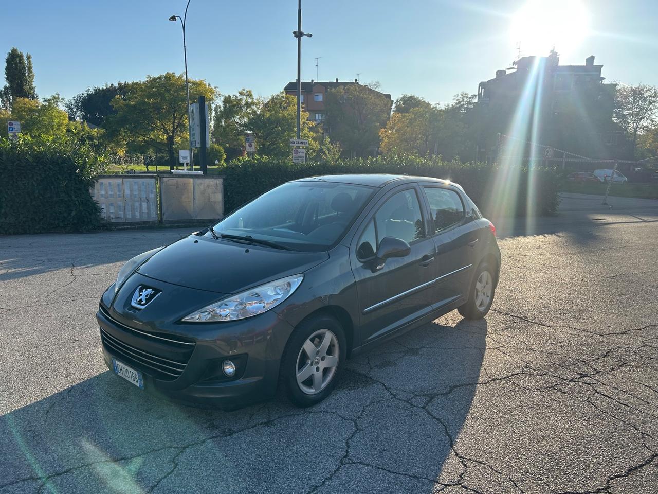 Peugeot 207 1.4 8V 75CV 5p. Energie