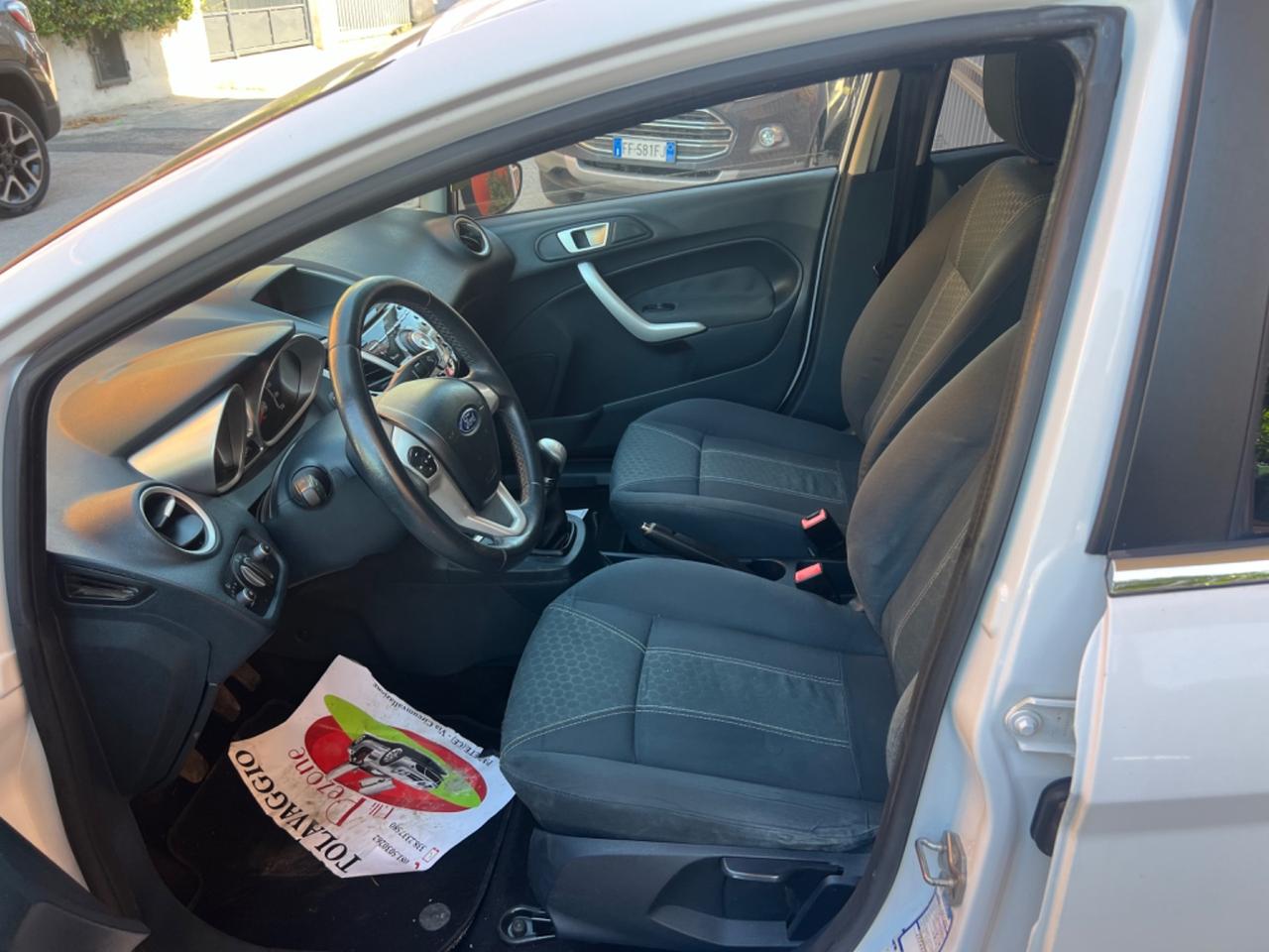 Ford Fiesta 1.4 TDCi 5p. Titanium