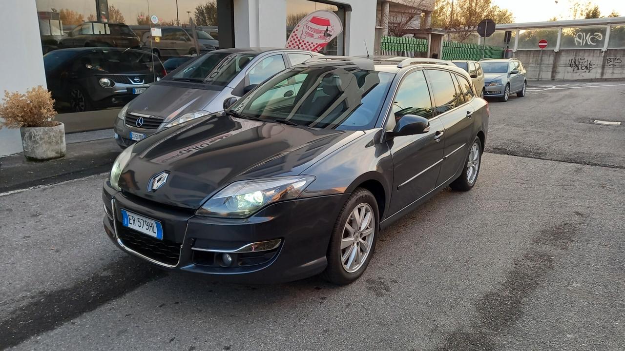 Renault Laguna 2.0 dCi 175CV SporTour Initiale ESM