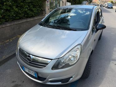 Opel Corsa 1.2 5 porte Club Benzina/Metano