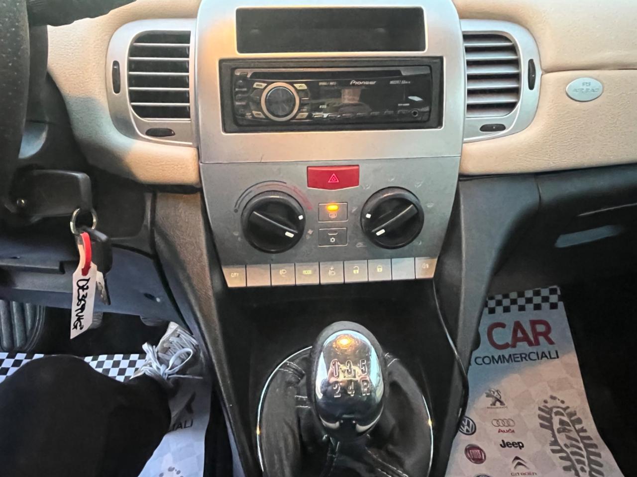 Lancia Ypsilon Platino Ecochic GPL - 2009