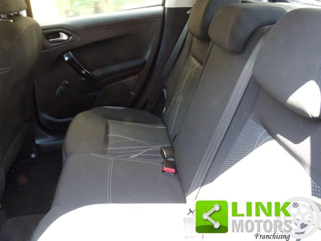 PEUGEOT 208 1.2 82 CV - GPL