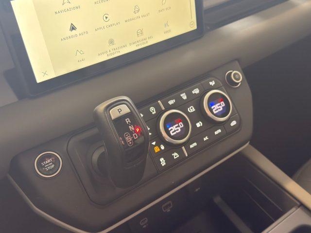 LAND ROVER Defender 110 3.0D I6 250 CV AWD Auto Hard Top X-Dynamic SE