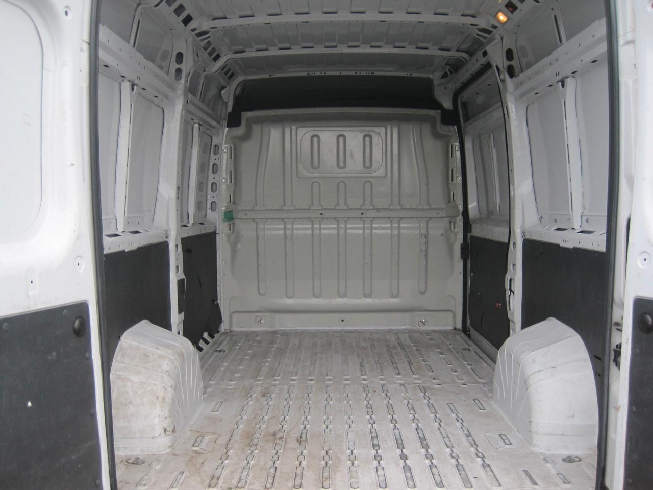 Peugeot Boxer 333 2.2 BlueHDi 140 S&S PM-TM Furgone