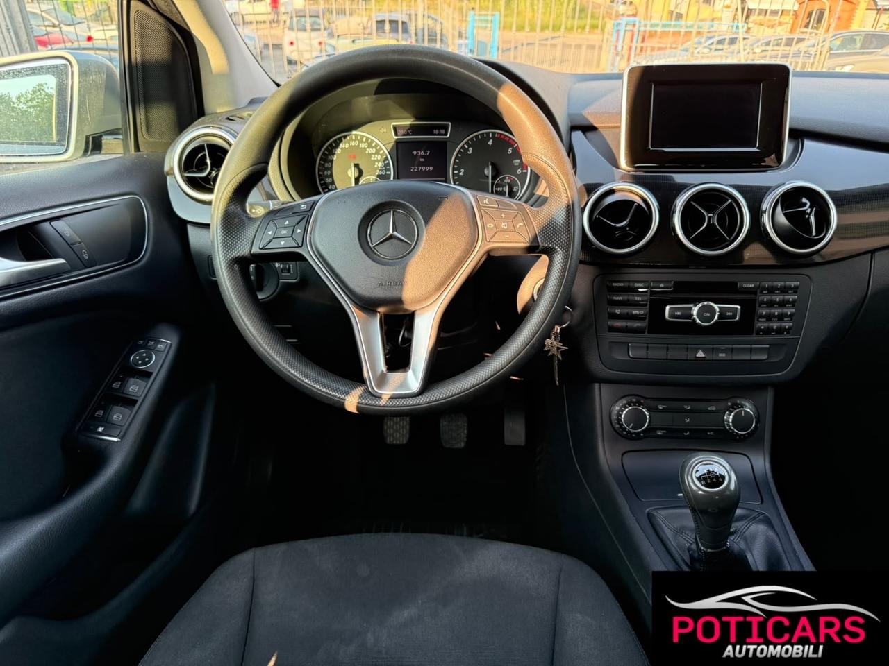 Mercedes-benz B 180 CDI BlueEFFICIENCY Executive