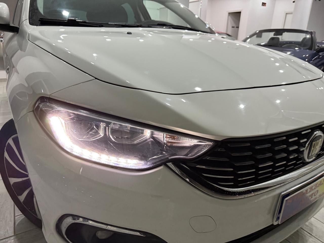 Fiat Tipo 1.6 Mjt 120cv 5P LOUNGE LED/R17 DA VETRINA2019