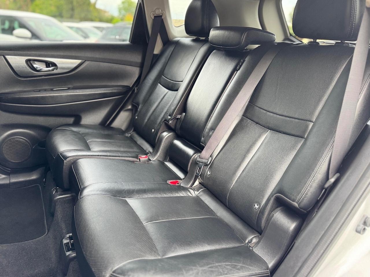 Nissan X-Trail 1.6 dCi 4WD Tekna E5 - 2015