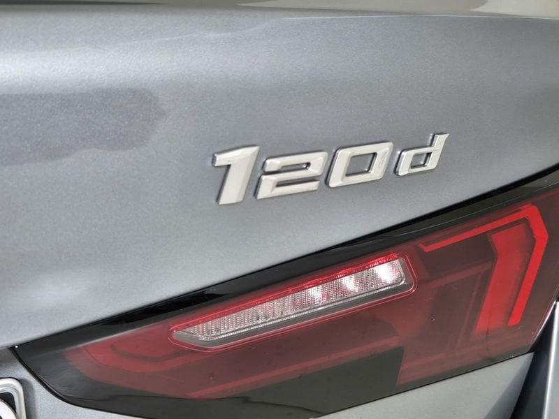 BMW Serie 1 F70 120d 48V MSport Pro auto