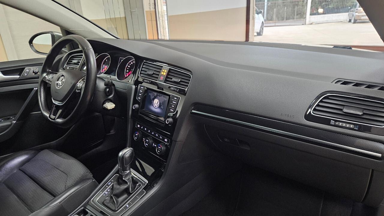 Volkswagen Golf 1.6 TDI DSG 5p. Highline BlueMotion Technology