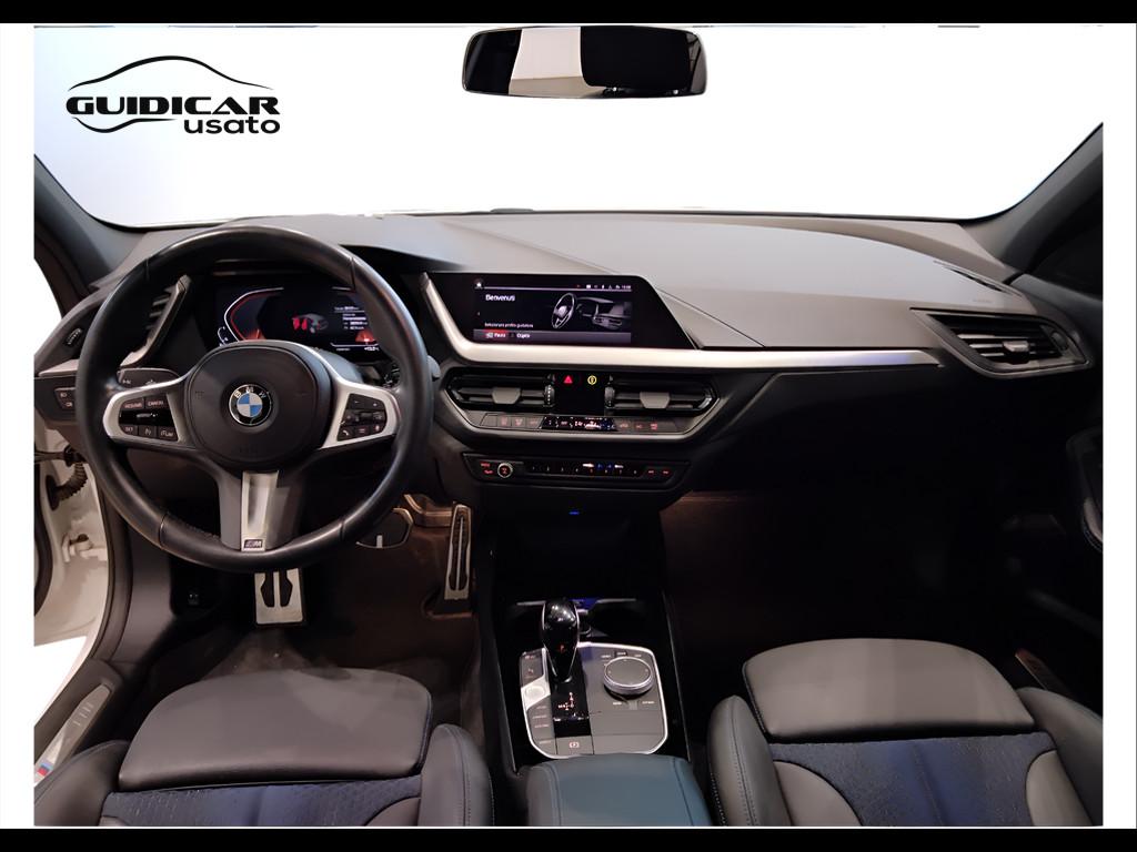 BMW Serie 1 F40 - 116d Msport Exterior auto