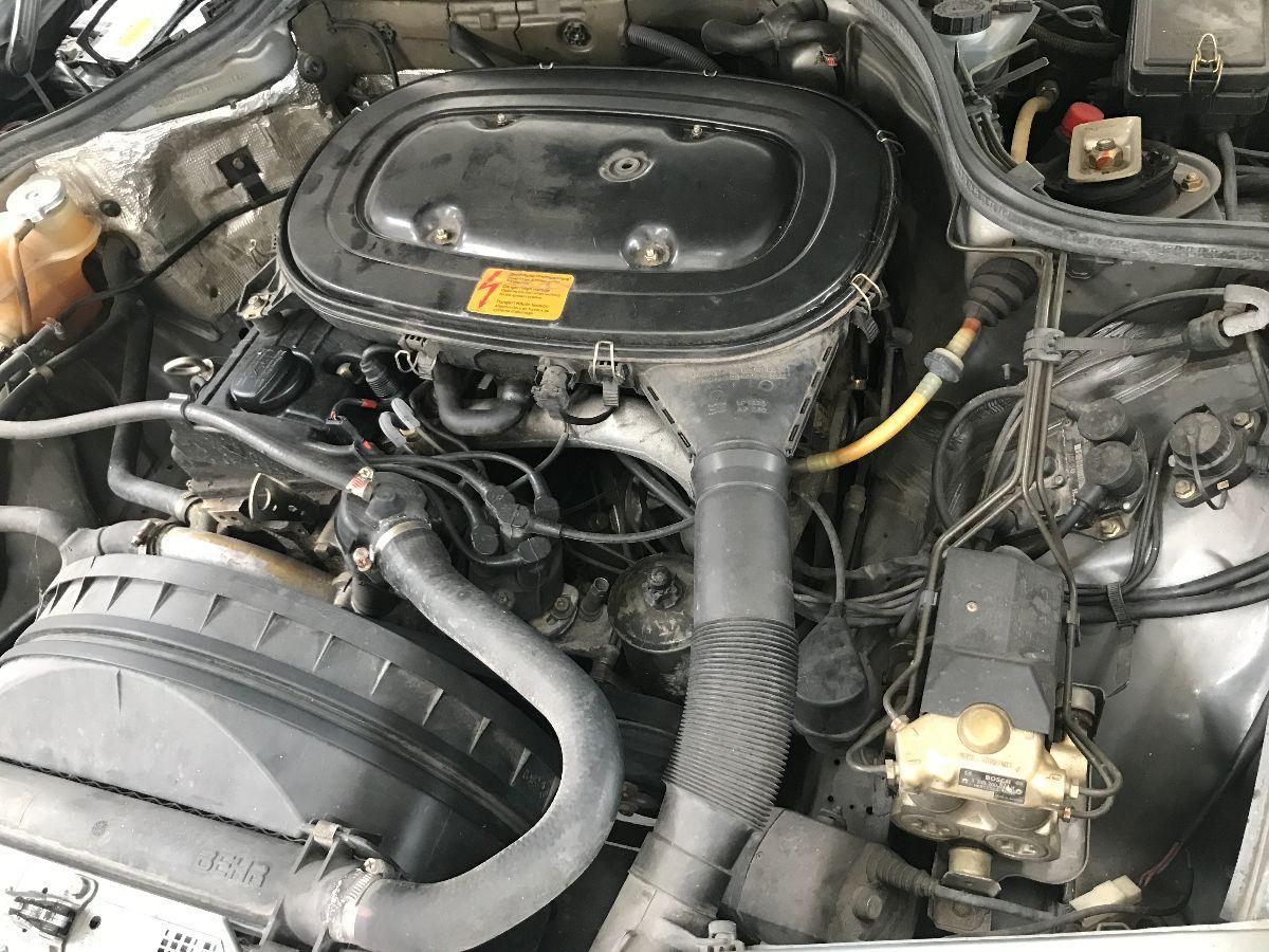 MERCEDES 200 E