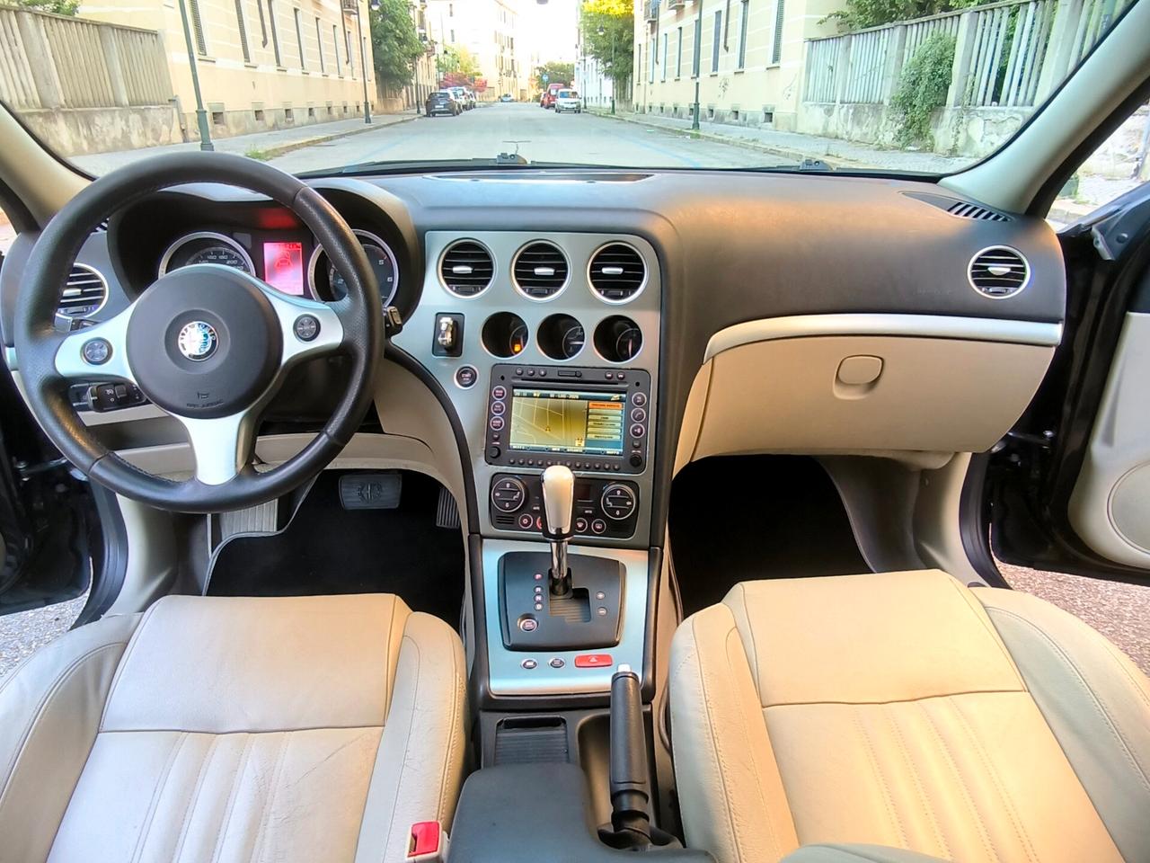 Alfa Romeo 159 2.4 JTDm 20V Sportwagon Exclusive Q-Tronic