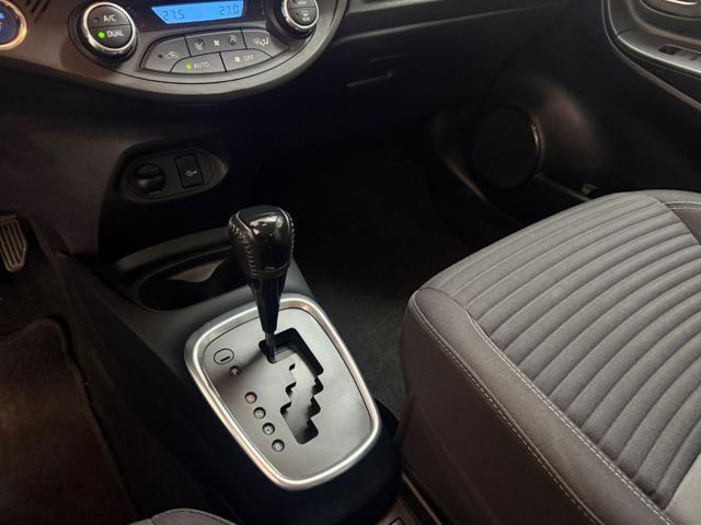 TOYOTA Yaris 1.5 Hybrid 5 porte Business