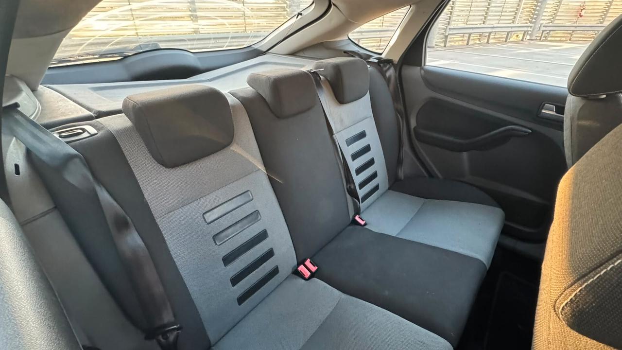 Ford Focus 1.6 TDCi (110CV) 5p. Tit. DPF
