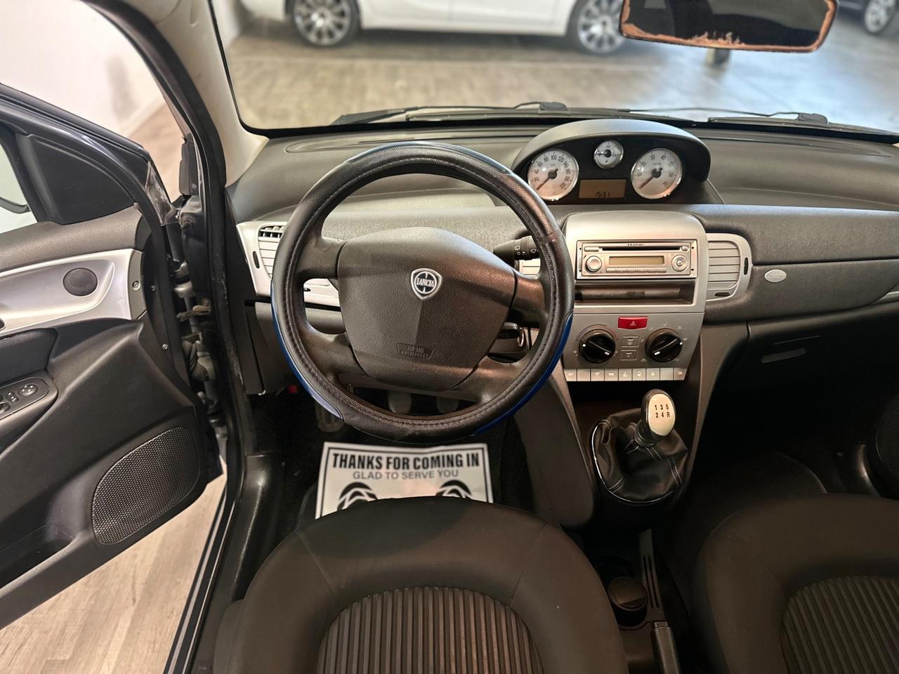 Lancia Ypsilon 1.2 Argento NEOPATENTATI