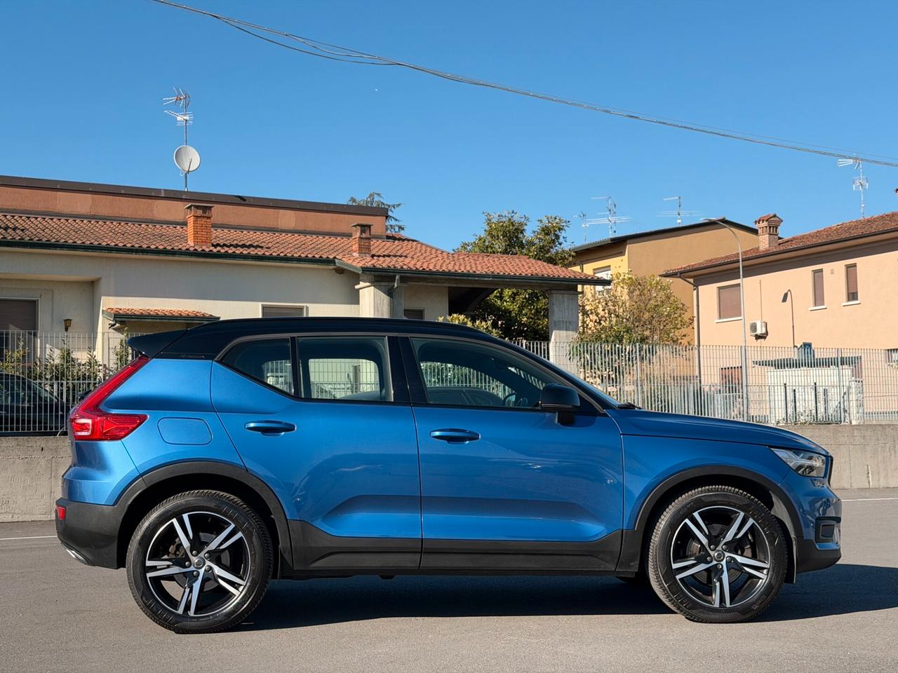 Volvo XC40 AWD R-Design
