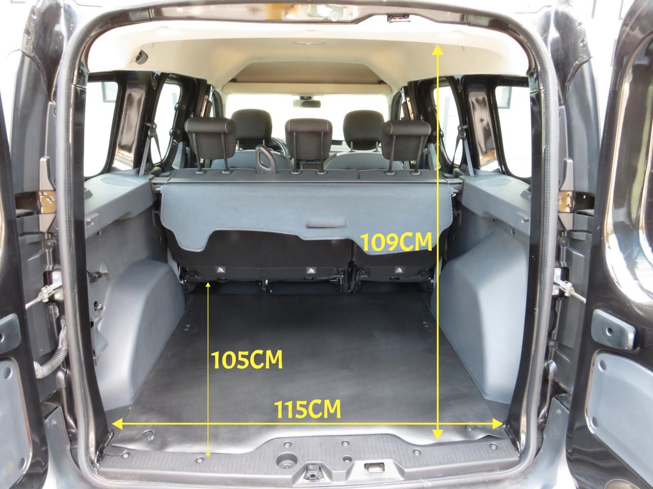 Dacia Dokker Stepway 1.6 Techroad 100cv. navi-sensori-cruise control