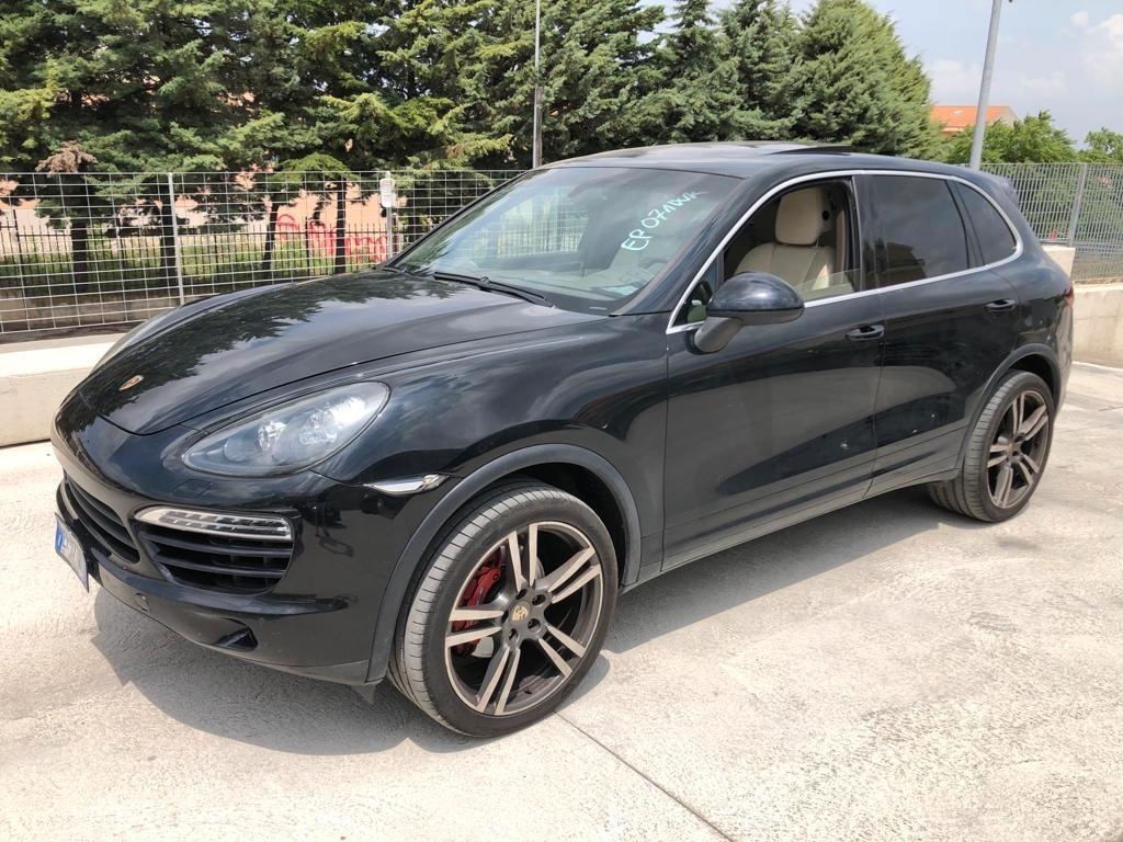 Cayenne 3.0 Diesel 245cv,Tetto APRIBILE, LED,Pasm