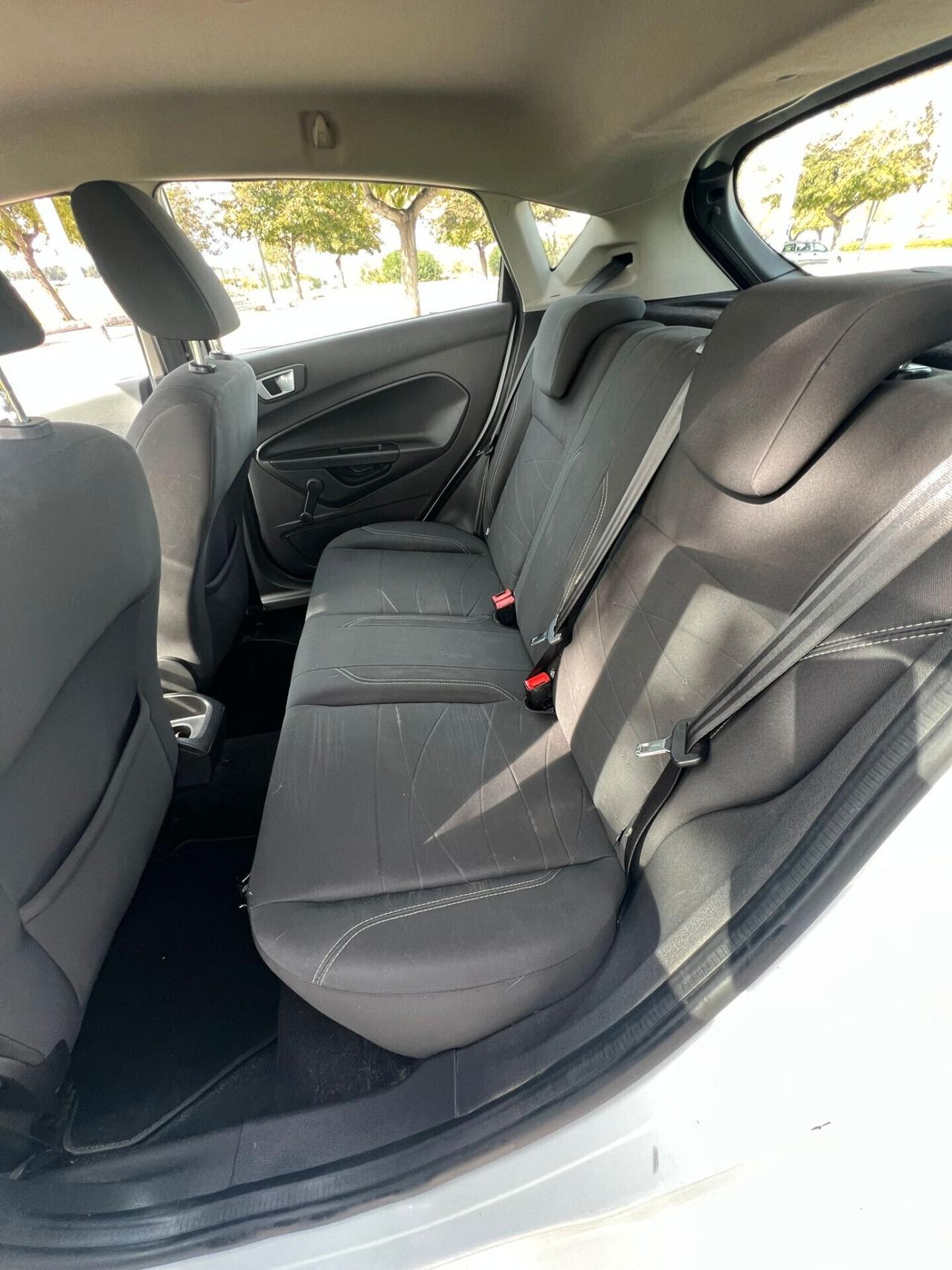 Ford Fiesta 1.4 5p. Bz.- GPL Titanium 2015