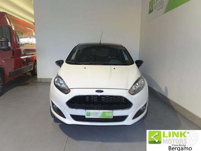 FORD Fiesta 1.2 82CV 5 porte Black & White Edition