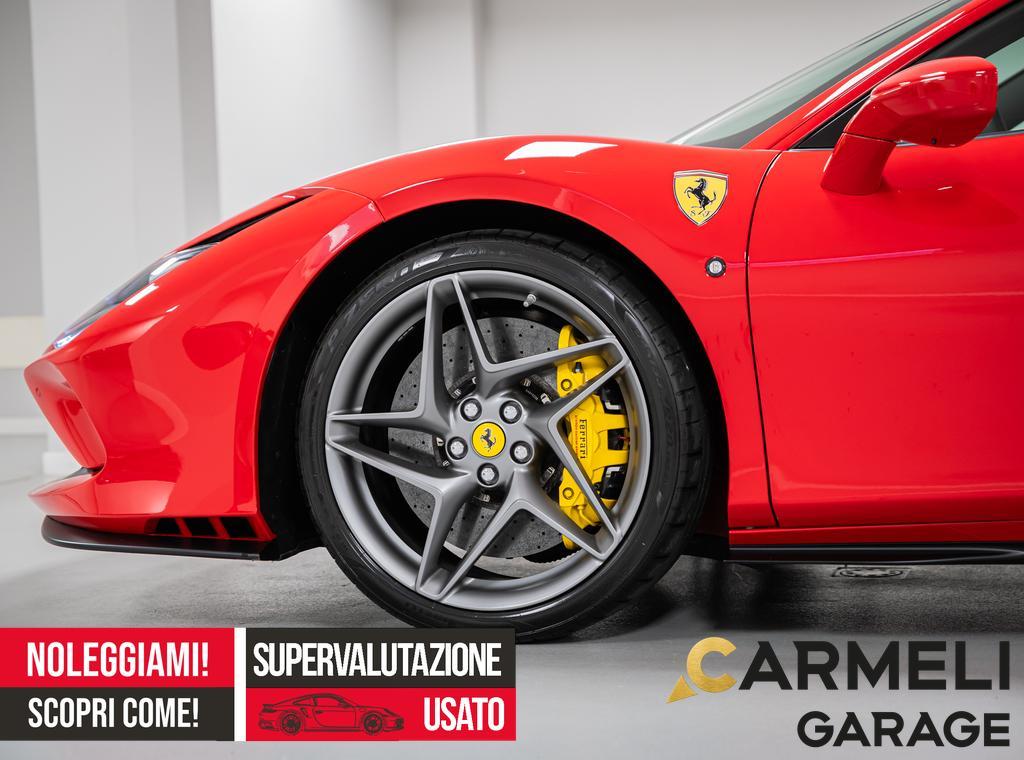 Ferrari F8 Tributo Coupe ITALIANA-IVA ESPOSTA-SEDILI RACING-VOLANTE CARBONIO