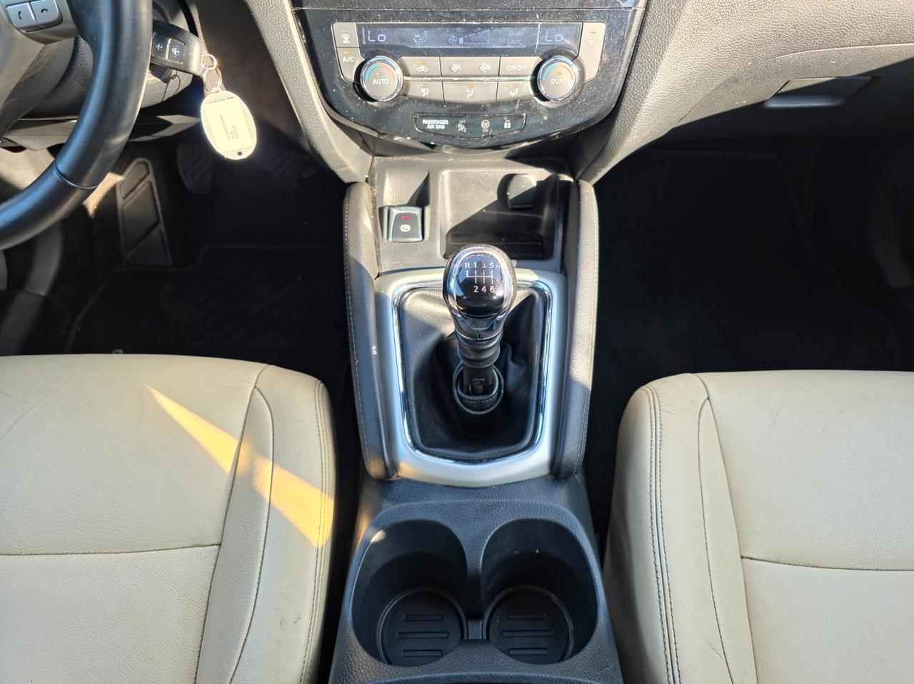 Nissan Qashqai 1.5 dCi DPF Tekna CV-110 E5B Manuale NEO 2014