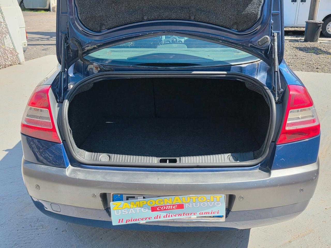 Renault Megane 1.4 16v X NEOPATENTATO ZAMPOGNAUTO CT