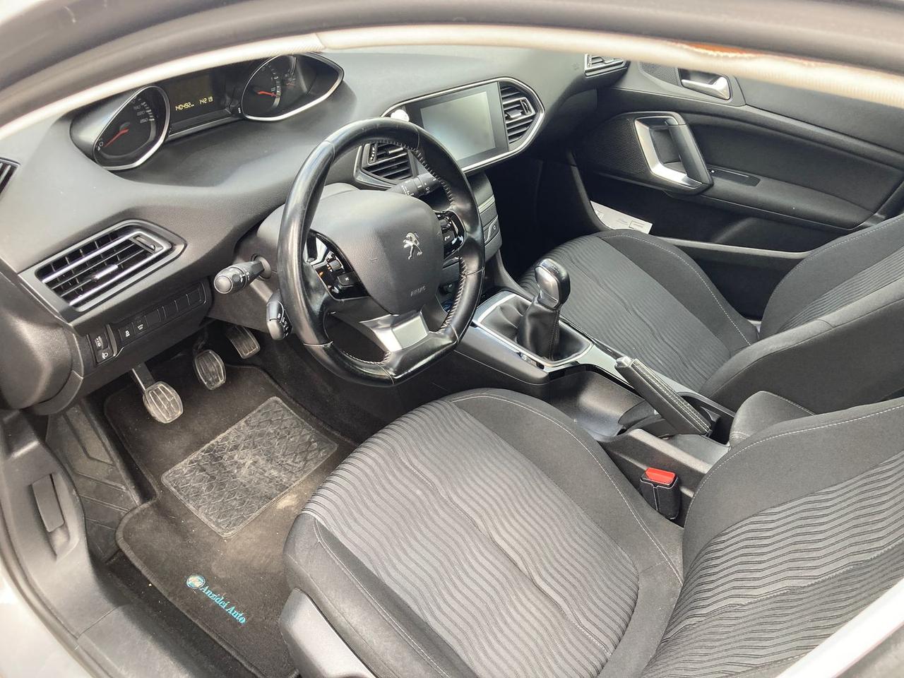 Peugeot 308 SW 1.6 Blue HDI 100 #7526