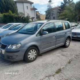 Volkswagen Touran 1.9 TDI 105CV anche per EXPORT O RICAMBI!