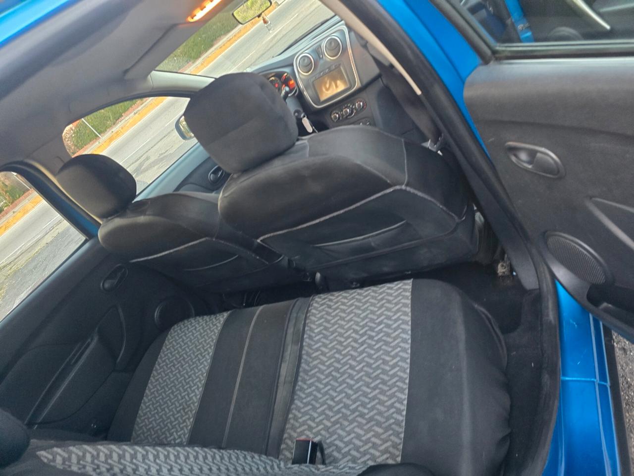 Dacia Sandero 1.5 dCi 8V 75CV Lauréate