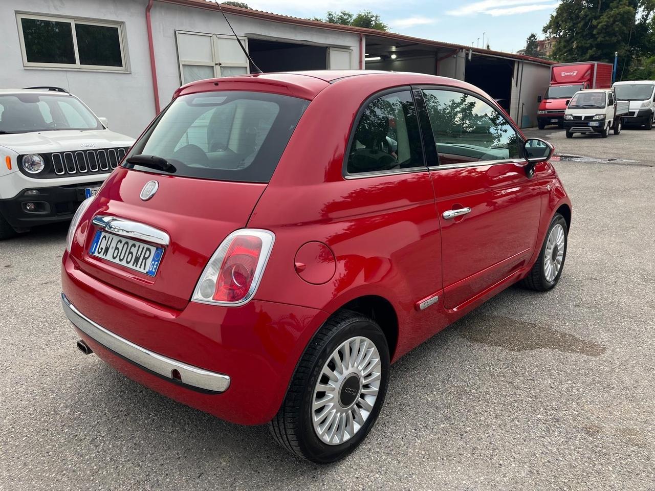 Fiat 500 lounge -1.2 benz-km 73000-2011