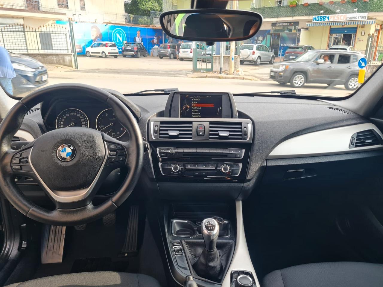 Bmw 116 116d 5p. Urban