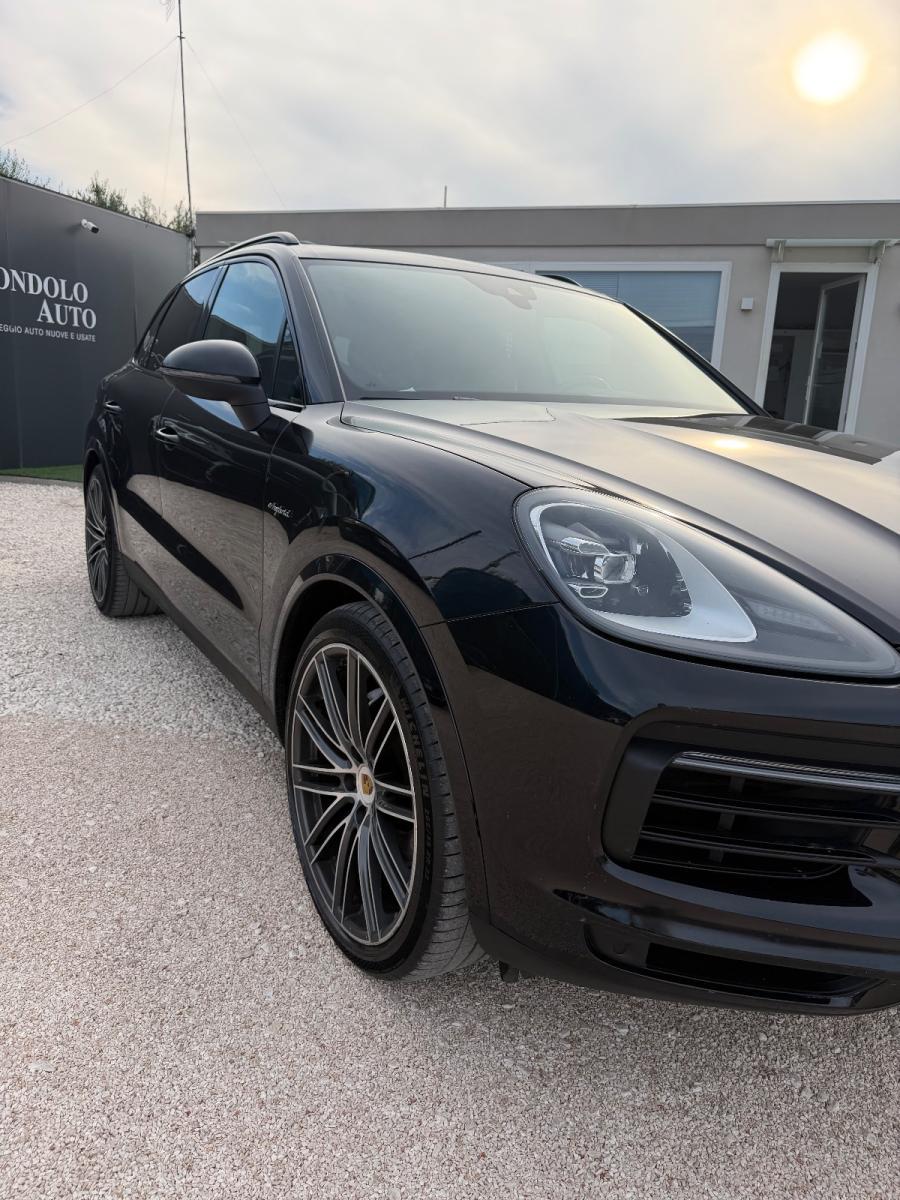 PORSCHE - Cayenne - 3.0 V6 E-Hybrid