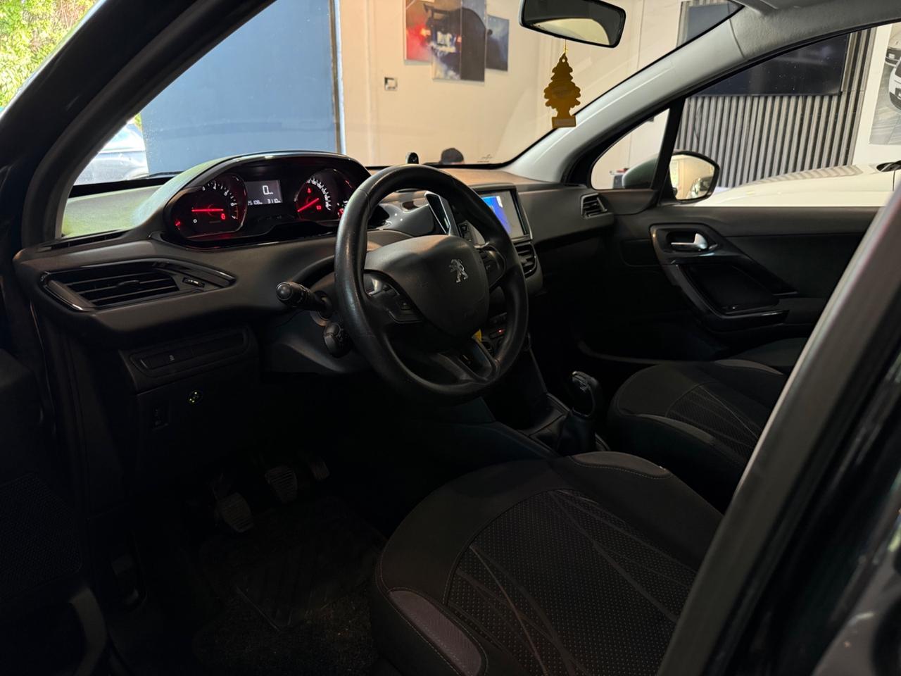 Peugeot 208 1.4 METANO BENZINA NEOPATENTATI