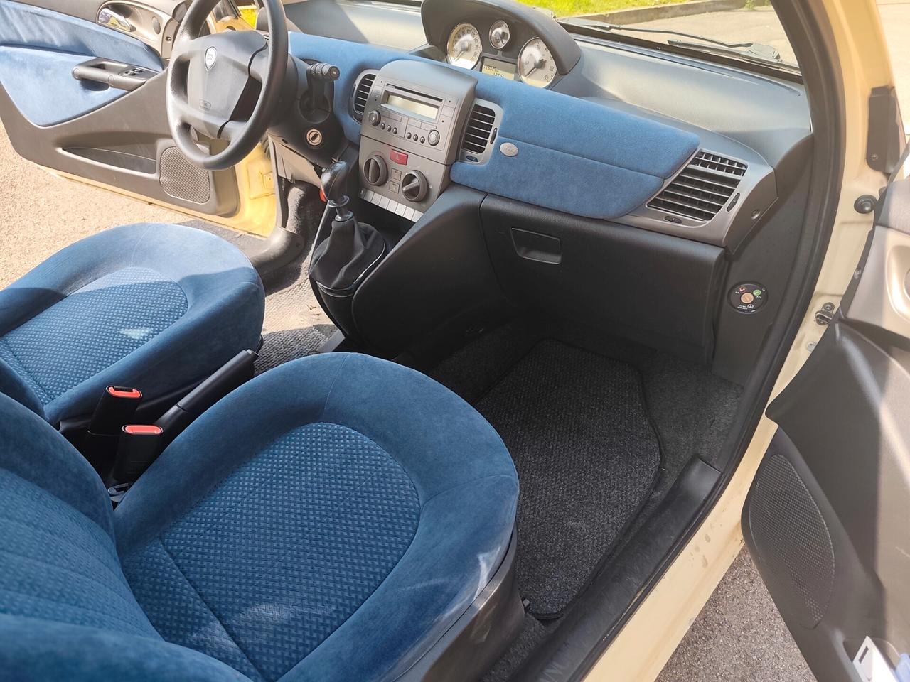 Lancia Ypsilon 1.2 Benz neopatentati