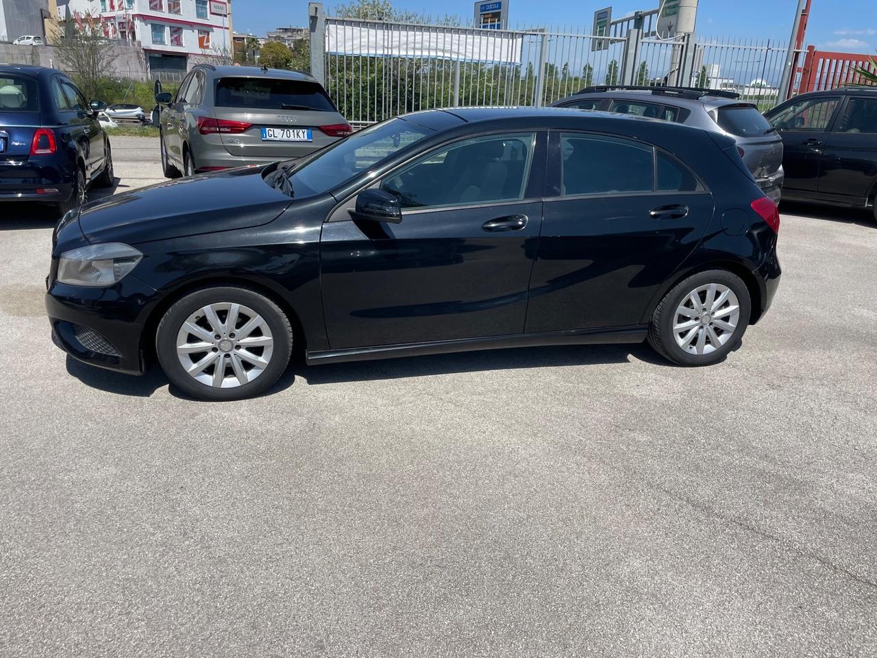Mercedes-benz A 180 d Automatic a*f*f*a*r*e