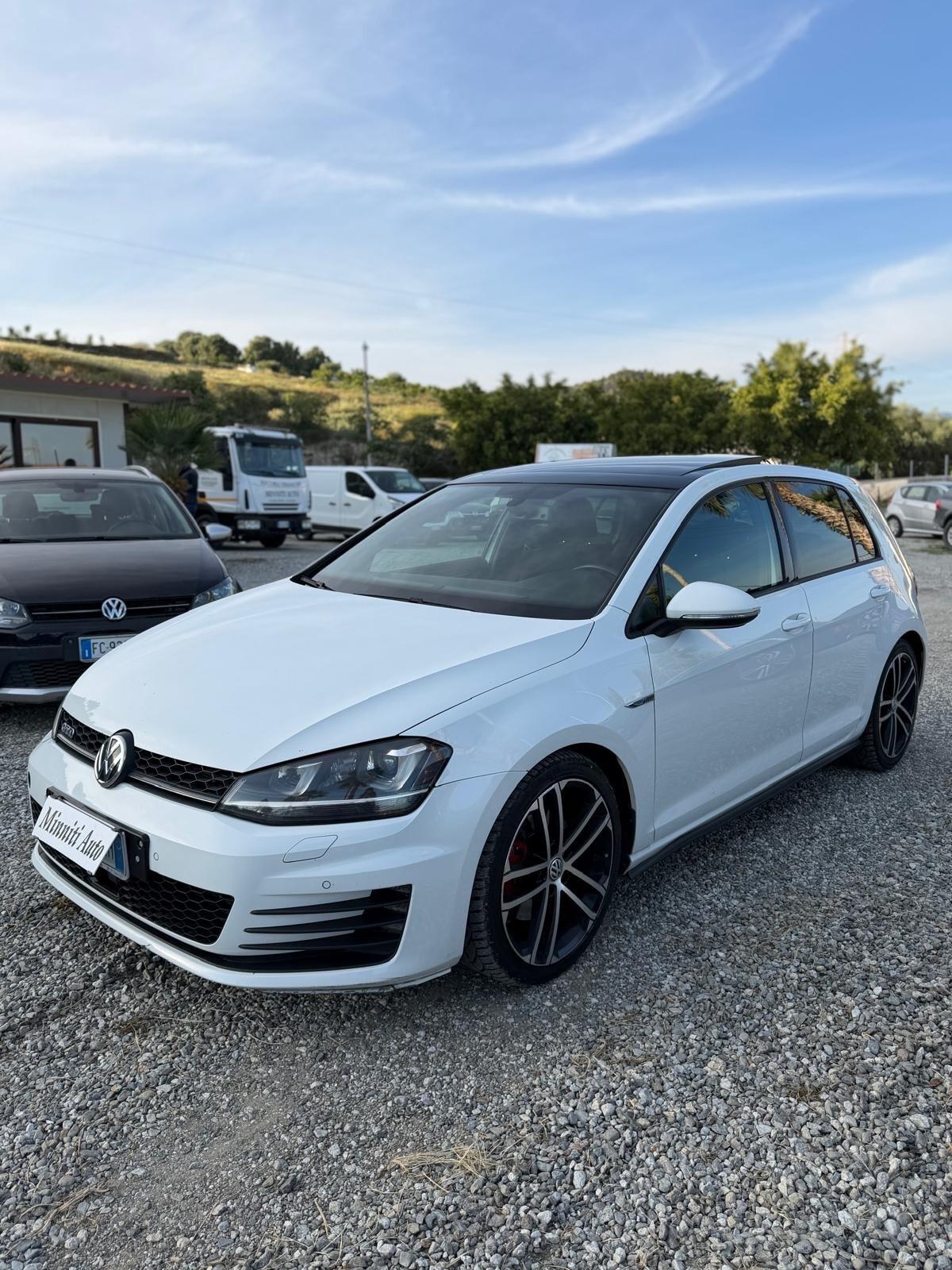 Volkswagen Golf GTD 2.0 TDI 5p. BlueMotion Technology